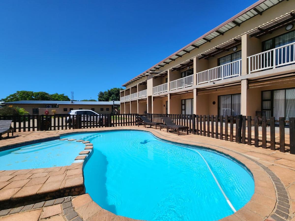 Hippo Lodge Apartments Saint Lucia Estuary Extérieur photo