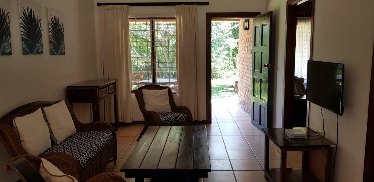 Hippo Lodge Apartments Saint Lucia Estuary Extérieur photo