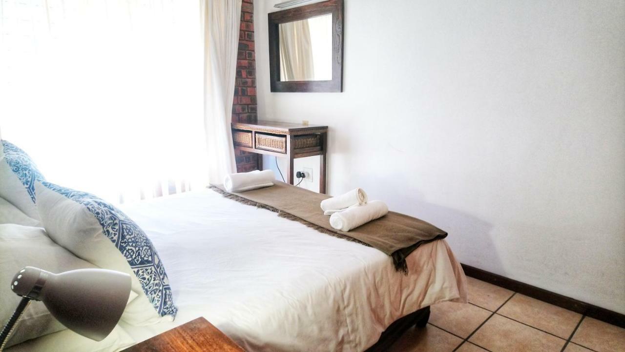 Hippo Lodge Apartments Saint Lucia Estuary Extérieur photo