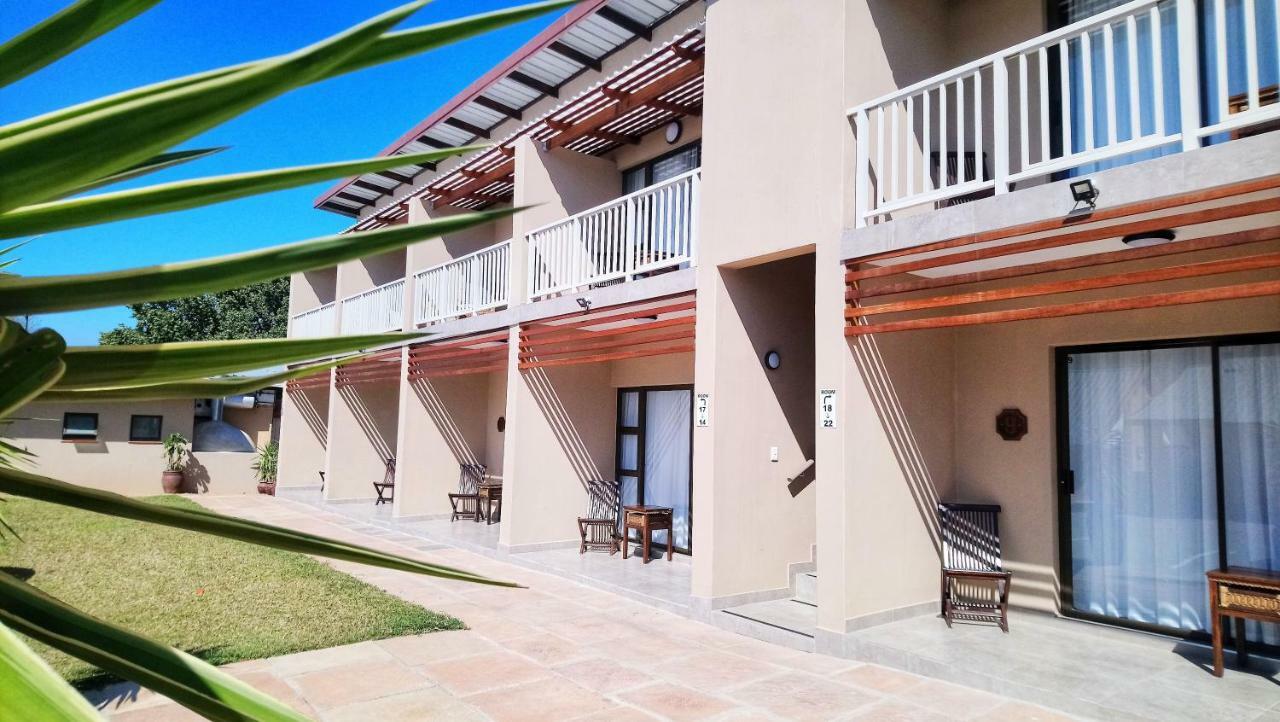 Hippo Lodge Apartments Saint Lucia Estuary Extérieur photo